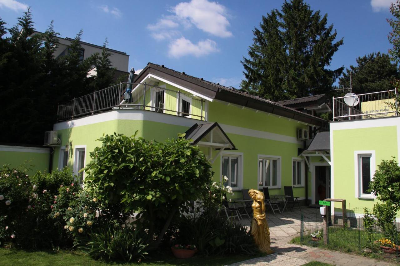 Ajo Vienna Lake View - Contactless Check-In Exterior foto